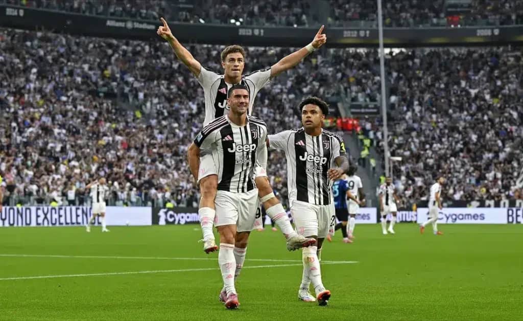 فلاهوفيتش برشلونة - برشلونة يراقب عن كثب: تعثر مفاوضات فلاهوفيتش مع يوفنتوس يفتح الباب